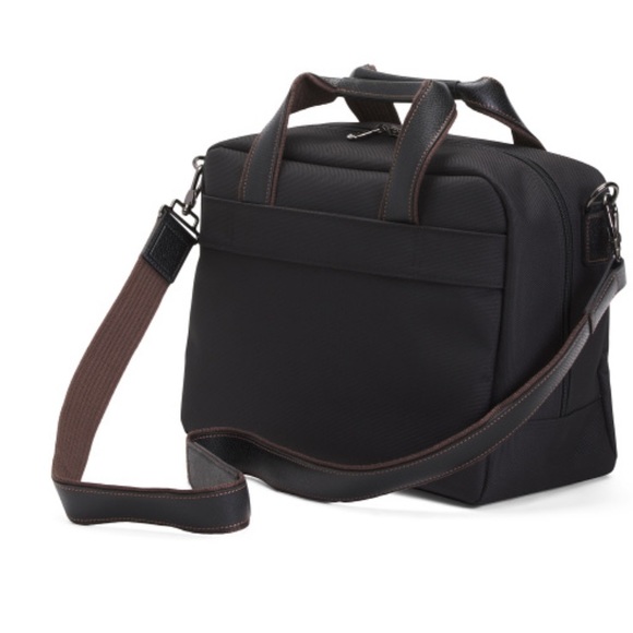 LONGCHAMP
Boxford Canvas Travel Bag With Leather Trim And Detachable Strap - Picture 3 of 5